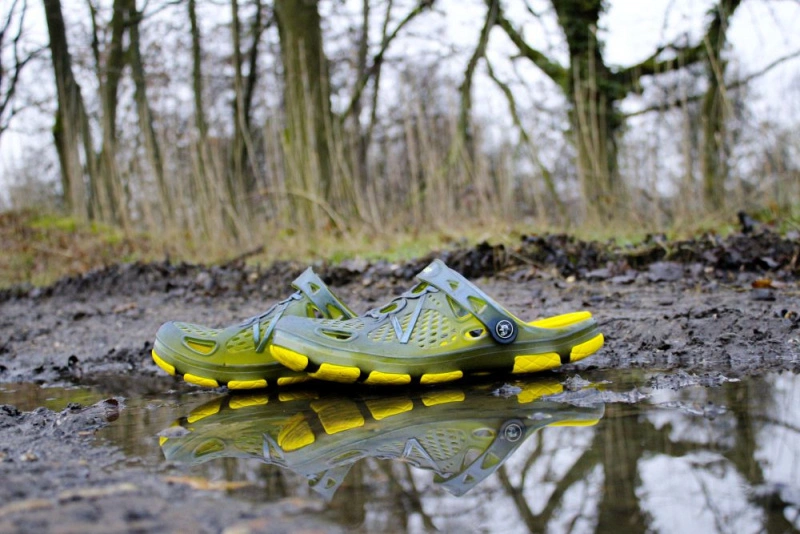 Black Cat - Cat Clogs 5 Black Cat - Cat Clogs – Image 3